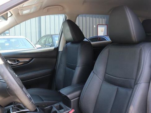 Used 2017 Nissan Rogue SL FWD image 8