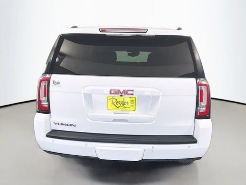 Used 2017 GMC Yukon SLT AWD/4WD image 7