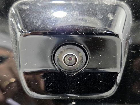 New 2025 Jeep Gladiator Willys image 25