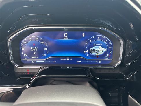 Used 2024 Chevrolet Silverado 1500 LT Trail Boss w/ Convenience Package II image 29