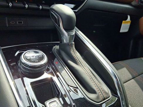 New 2025 GMC Canyon AT4 w/ Nightfall Edition image 8