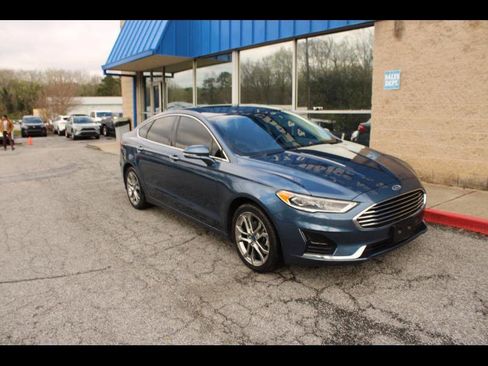Used 2019 Ford Fusion SEL image 1