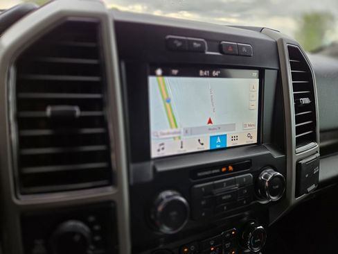 Used 2019 Ford F150 Lariat image 19