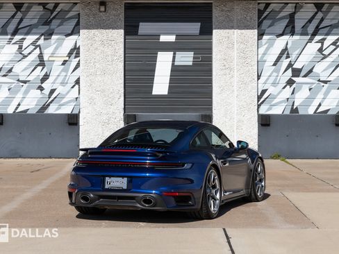 Used 2021 Porsche 911 Turbo image 15