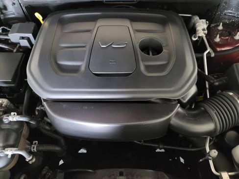 Used 2020 Jeep Grand Cherokee Laredo AWD/4WD image 30