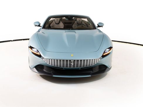 Certified 2025 Ferrari Roma Spider RWD image 10