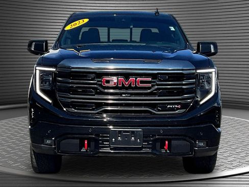 Used 2023 GMC Sierra 1500 AT4 w/ AT4 Preferred Package image 2