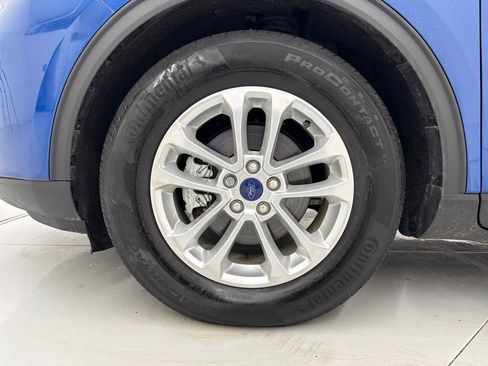 Used 2022 Ford Escape SE w/ Cold Weather Package image 9