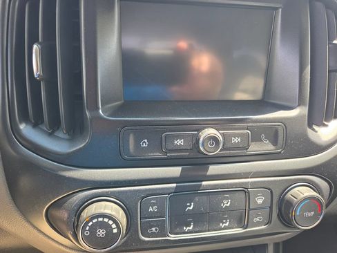Used 2018 Chevrolet Colorado W/T w/ WT Convenience Package AWD/4WD image 25