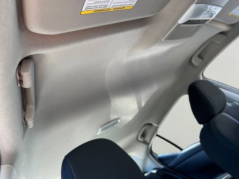 Used 2025 Nissan Sentra SV w/ All-Weather Package image 4