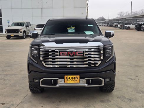 Certified 2024 GMC Sierra 1500 Denali w/ Denali Reserve Package image 8