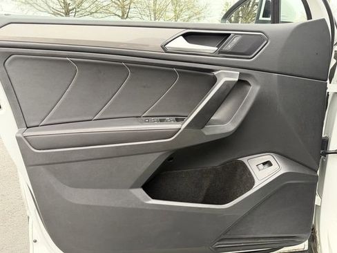 Used 2024 Volkswagen Tiguan Wolfsburg Edition image 11