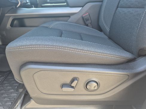 New 2026 RAM 1500 Big Horn AWD/4WD image 17