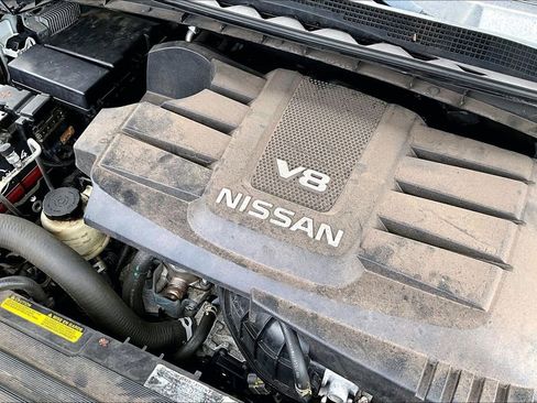 Used 2018 Nissan Titan Platinum Reserve w/ Platinum Utility Package AWD/4WD image 35