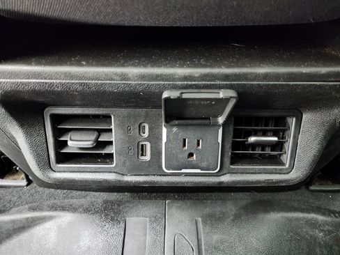 Used 2025 Chevrolet Silverado 3500 LT w/ All Star Edition image 40