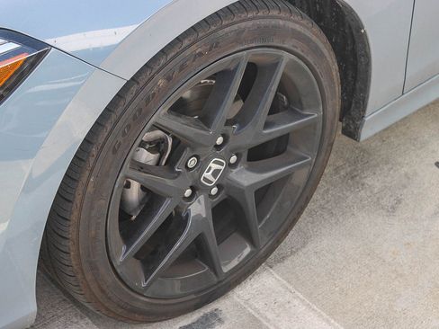 Used 2024 Honda Civic Sport image 8