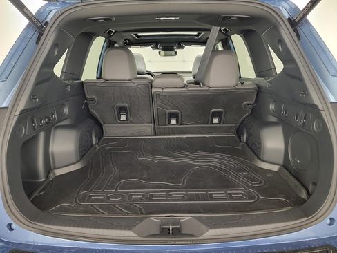Used 2025 Subaru Forester Limited AWD/4WD image 31