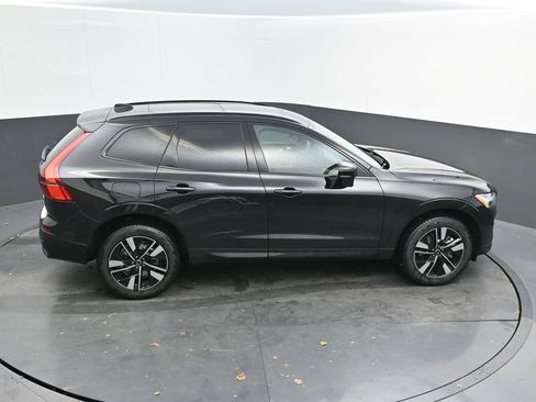 New 2026 Volvo XC60 T8 Core w/ Climate Package AWD/4WD image 27