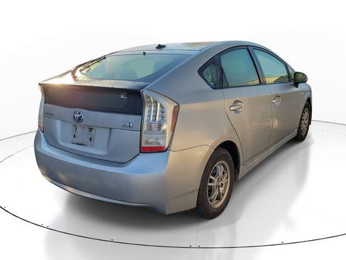 Used 2010 Toyota Prius Five image 9