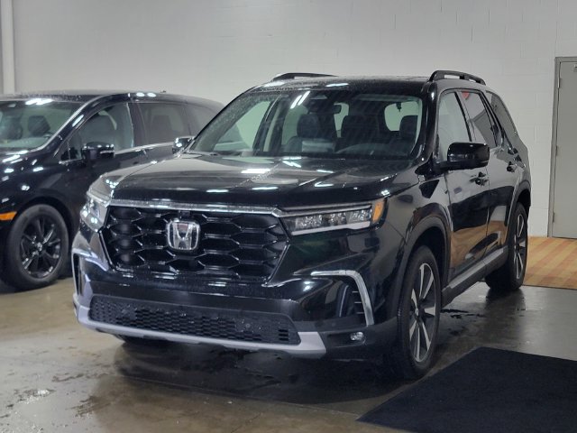Certified 2024 Honda Pilot Elite image 2