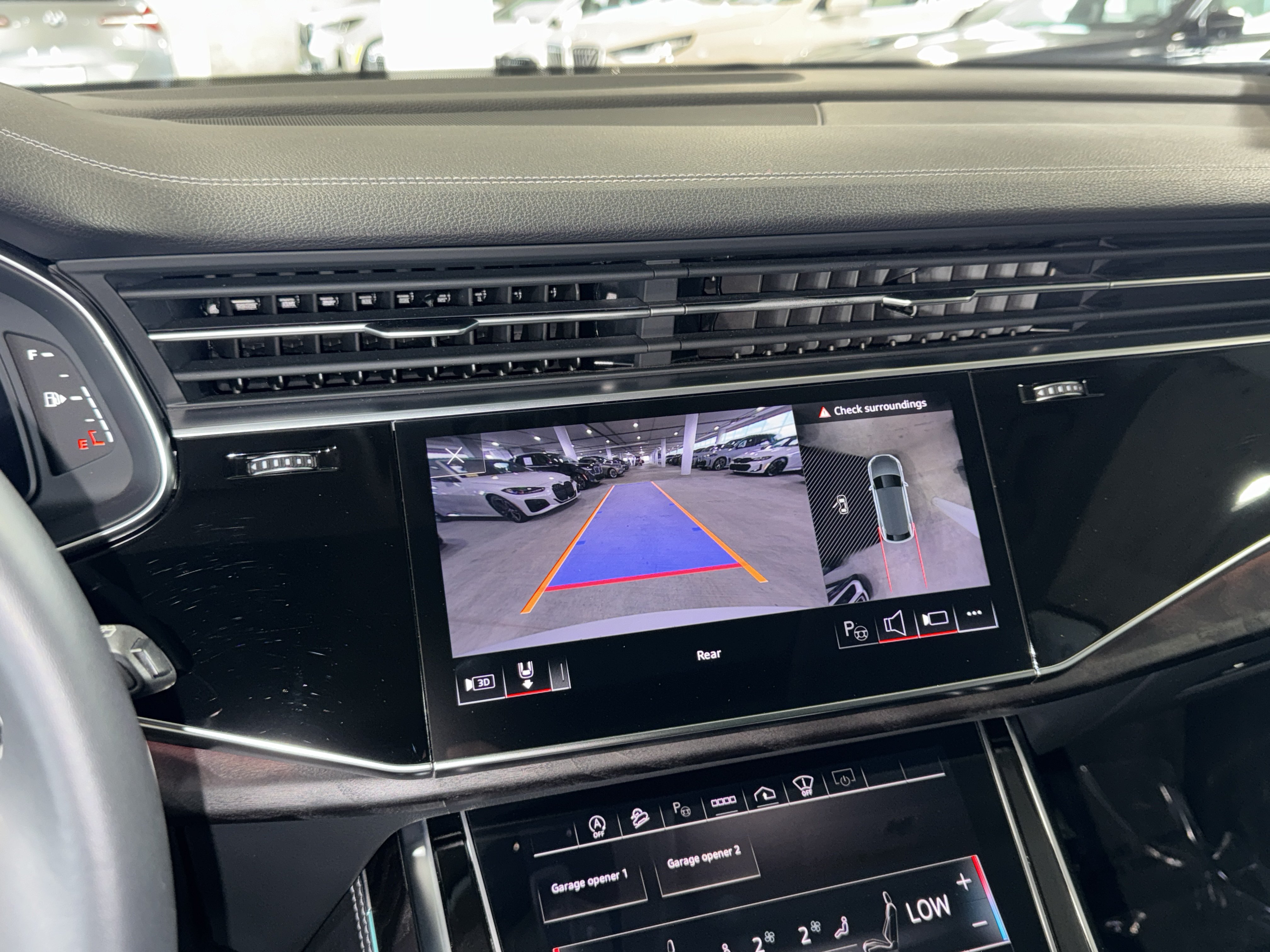 Used 2023 Audi Q8 Prestige AWD/4WD image 27