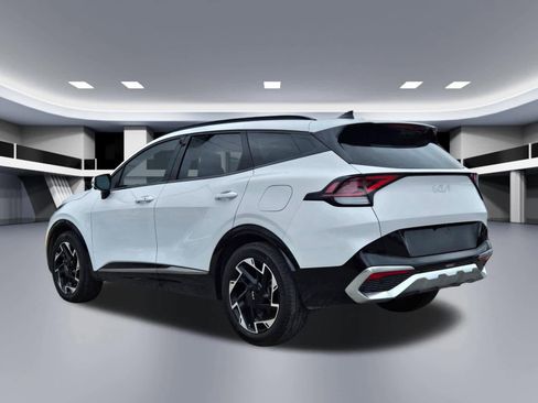 Certified 2024 Kia Sportage SX image 4