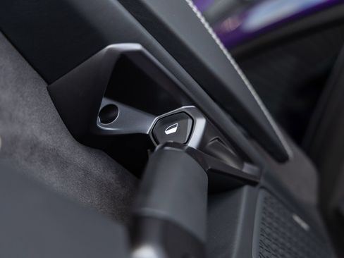 Used 2026 Lamborghini Revuelto AWD/4WD image 33