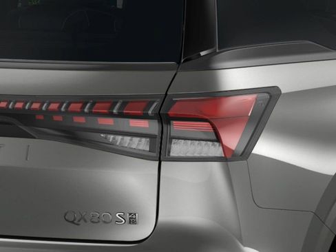 Used 2026 INFINITI QX80 4WD w/ Sport Exterior Package image 11