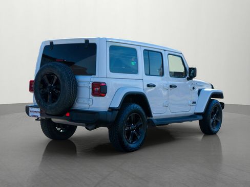 Used 2023 Jeep Wrangler Unlimited Sahara image 7