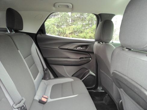 Certified 2023 Chevrolet TrailBlazer LT w/ Convenience Package AWD/4WD image 19