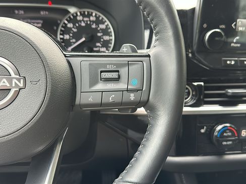 Certified 2024 Nissan Pathfinder SL AWD/4WD image 15