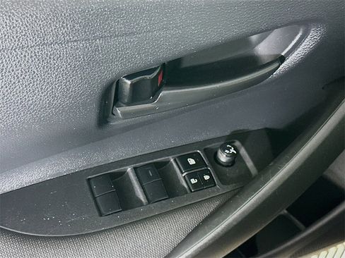 Used 2024 Toyota Corolla LE image 22