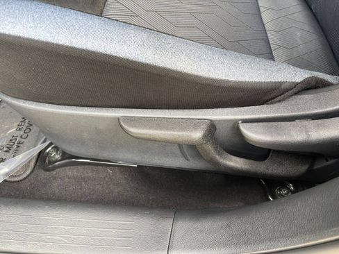 Used 2025 Nissan Versa SV w/ Trunk Package FWD image 22