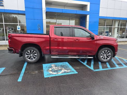 Used 2022 Chevrolet Silverado 1500 RST AWD/4WD image 9