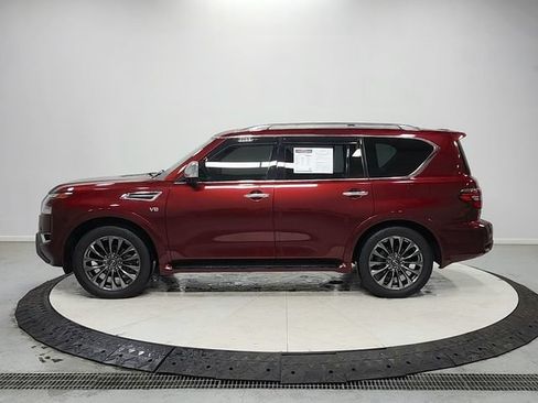 Used 2021 Nissan Armada Platinum w/ Captain's Chairs Package RWD image 4