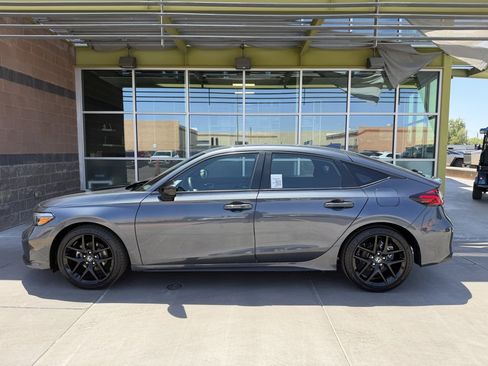 Used 2025 Honda Civic Sport image 7