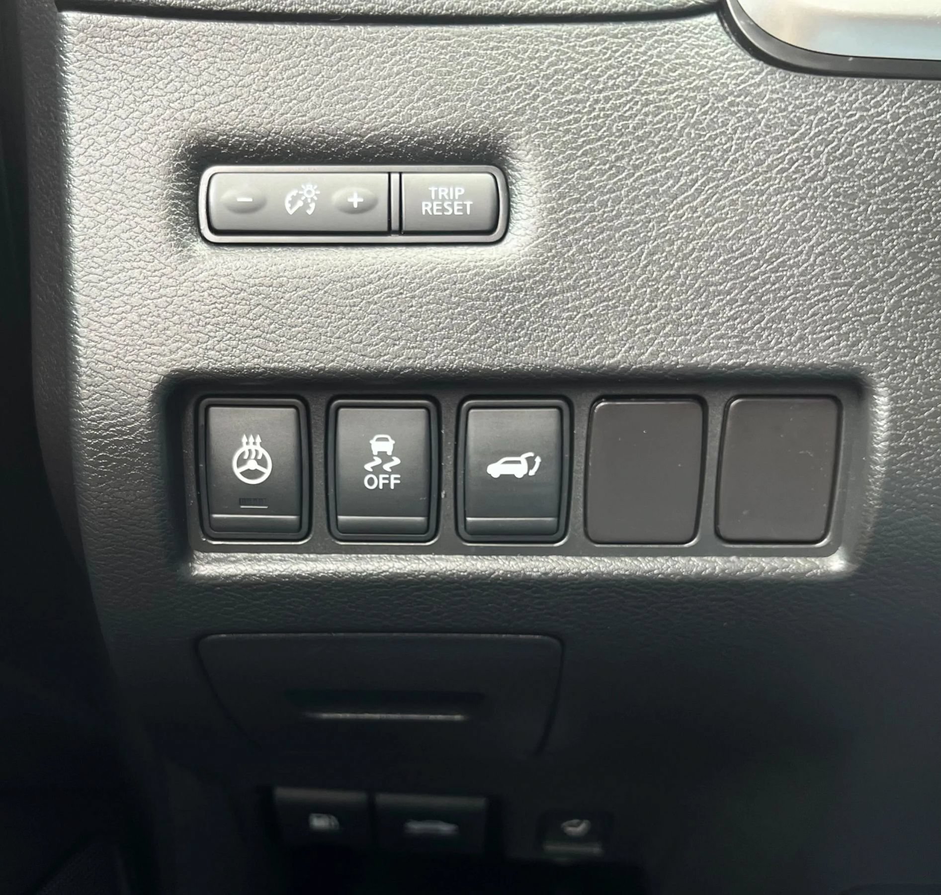 Used 2015 Nissan Murano Platinum w/ Platinum Technology Package AWD/4WD image 35