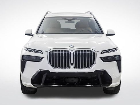 Certified 2026 BMW X7 xDrive40i w/ M Sport Package AWD/4WD image 8