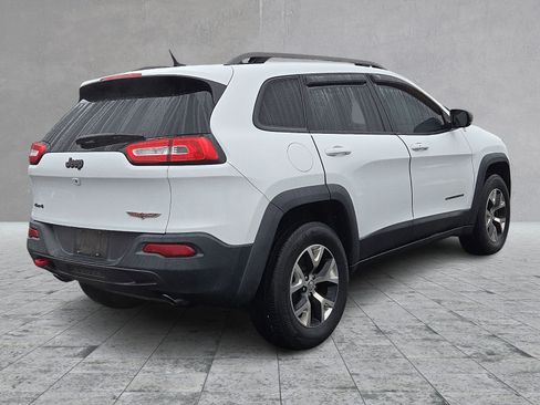 Used 2015 Jeep Cherokee Trailhawk w/ Comfort/Convenience Group image 11