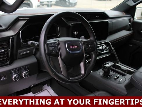 Used 2024 GMC Sierra 1500 AT4 w/ Technology Package AWD/4WD image 3