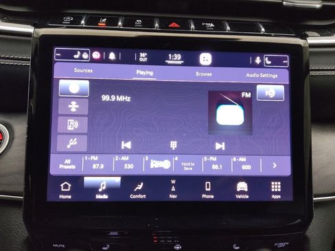 Used 2021 Jeep Grand Cherokee L Limited image 25