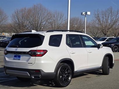 New 2025 Honda Pilot Touring