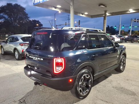 Certified 2023 Ford Bronco Sport Outer Banks w/ Tech Package AWD/4WD image 3