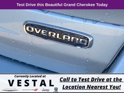 New 2023 Jeep Grand Cherokee Overland AWD/4WD image 9