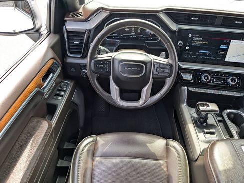Used 2022 GMC Sierra 1500 Denali w/ Denali Reserve Package AWD/4WD image 15