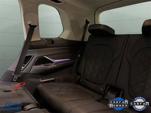 Used 2024 BMW X7 xDrive40i w/ Premium Package image 66