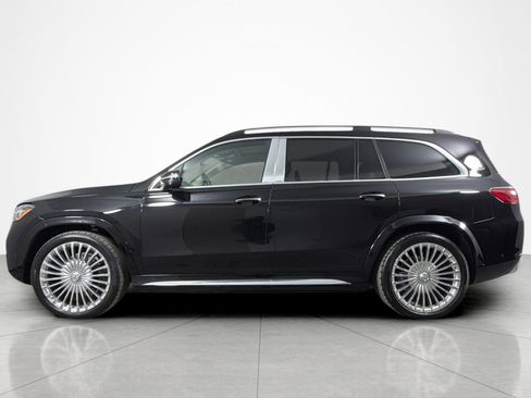 Used 2025 Mercedes-Benz Maybach GLS 600 4MATIC image 2