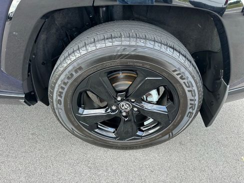 Used 2021 Toyota RAV4 XSE w/ Carpet Mat Package (TMS) AWD/4WD image 18