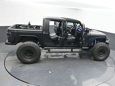 Used 2020 Jeep Gladiator Rubicon image 95