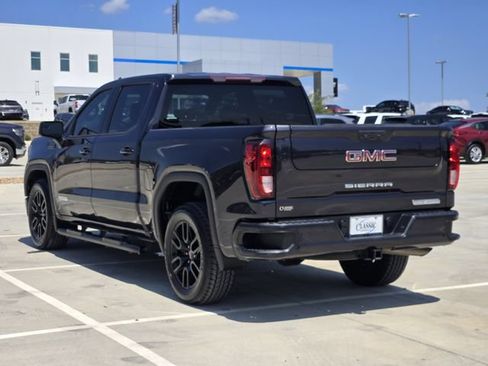 Used 2022 GMC Sierra 1500 Elevation RWD image 6